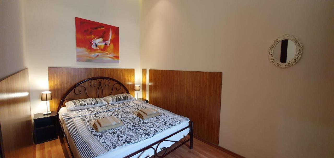 Apart-Hotel David Tbilisi Bagian luar foto