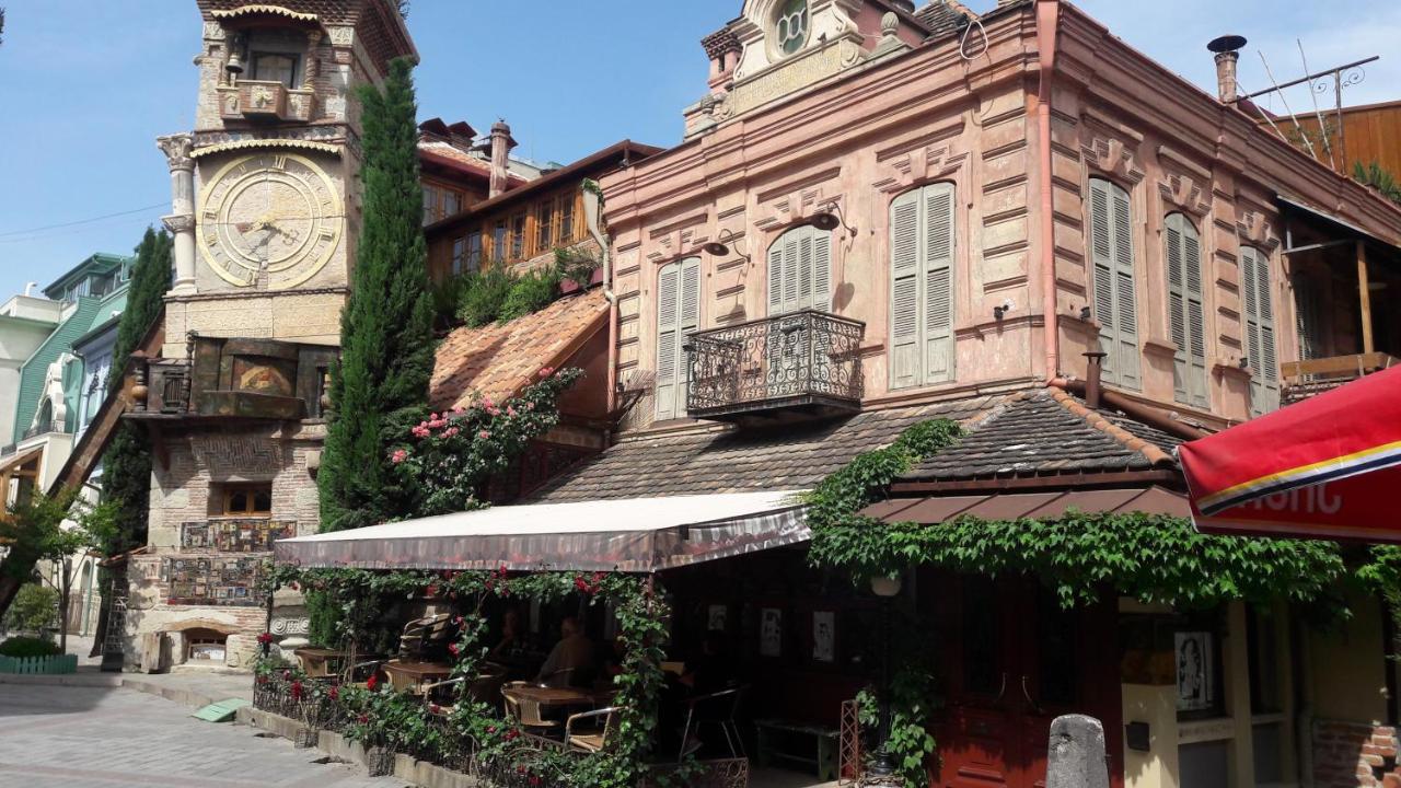 Apart-Hotel David Tbilisi Bagian luar foto