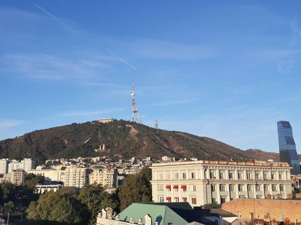 Apart-Hotel David Tbilisi Bagian luar foto